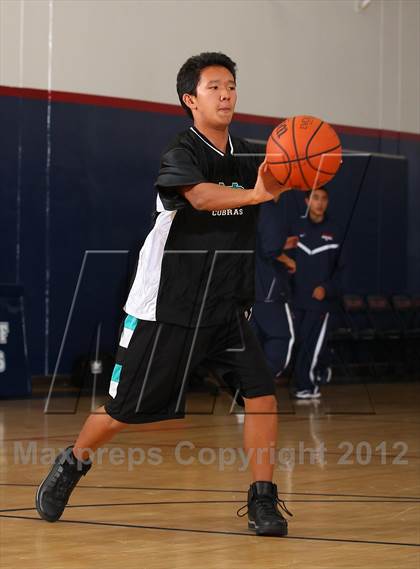 Thumbnail 2 in Contreras @ Bellarmine-Jefferson (Bell-Jeff Holiday Classic) photogallery.