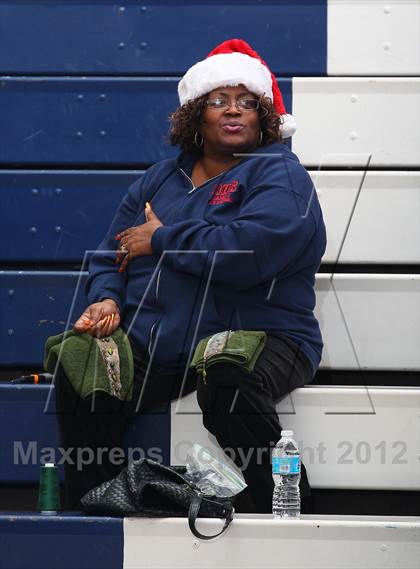 Thumbnail 2 in Contreras @ Bellarmine-Jefferson (Bell-Jeff Holiday Classic) photogallery.