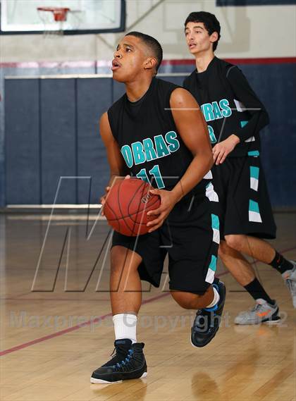 Thumbnail 2 in Contreras @ Bellarmine-Jefferson (Bell-Jeff Holiday Classic) photogallery.