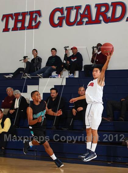Thumbnail 1 in Contreras @ Bellarmine-Jefferson (Bell-Jeff Holiday Classic) photogallery.