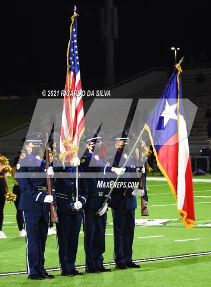 Thumbnail 2 in Jersey Village vs Tompkins (UIL 6A Area Playoff) photogallery.