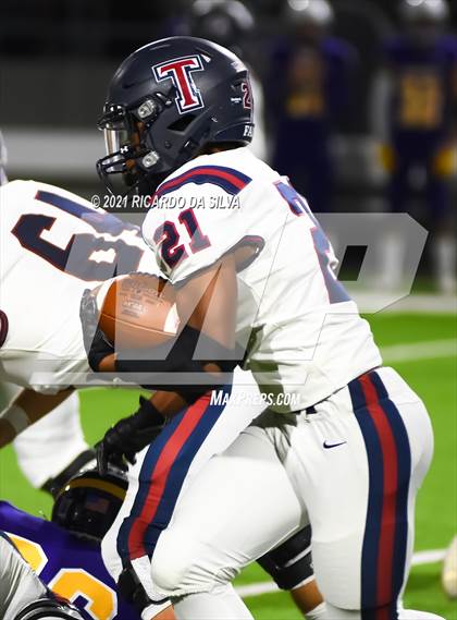 Thumbnail 3 in Jersey Village vs Tompkins (UIL 6A Area Playoff) photogallery.