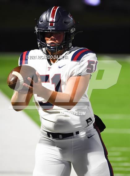 Thumbnail 2 in Jersey Village vs Tompkins (UIL 6A Area Playoff) photogallery.