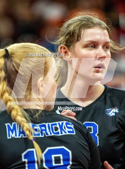 Thumbnail 2 in Marvin Ridge vs Cardinal Gibbons (NCHSAA 4A Final) photogallery.
