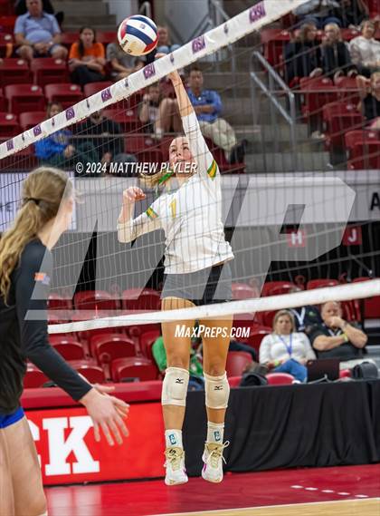 Thumbnail 2 in Marvin Ridge vs Cardinal Gibbons (NCHSAA 4A Final) photogallery.