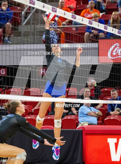 Thumbnail 3 in Marvin Ridge vs Cardinal Gibbons (NCHSAA 4A Final) photogallery.