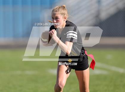 Thumbnail 1 in Green Mountain vs. Elizabeth (CHSAA 4A Second Round) photogallery.