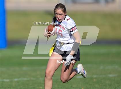 Thumbnail 3 in Green Mountain vs. Elizabeth (CHSAA 4A Second Round) photogallery.