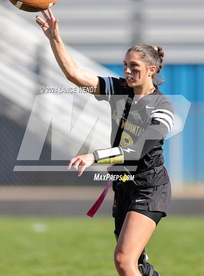 Thumbnail 2 in Green Mountain vs. Elizabeth (CHSAA 4A Second Round) photogallery.