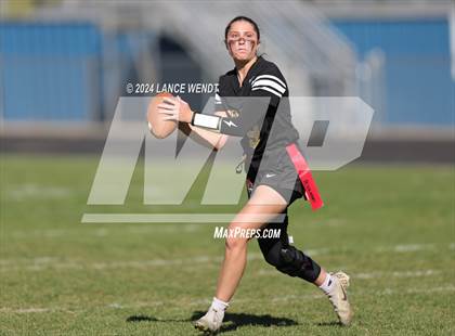 Thumbnail 2 in Green Mountain vs. Elizabeth (CHSAA 4A Second Round) photogallery.