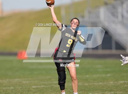 Thumbnail 3 in Green Mountain vs. Elizabeth (CHSAA 4A Second Round) photogallery.