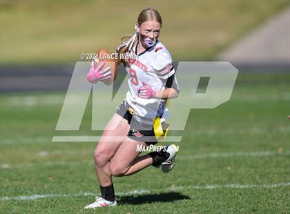 Thumbnail 1 in Green Mountain vs. Elizabeth (CHSAA 4A Second Round) photogallery.