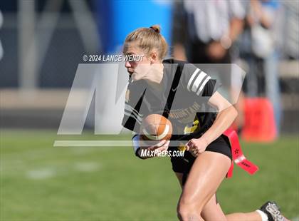 Thumbnail 1 in Green Mountain vs. Elizabeth (CHSAA 4A Second Round) photogallery.