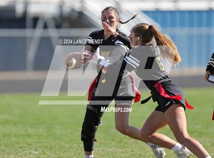 Thumbnail 2 in Green Mountain vs. Elizabeth (CHSAA 4A Second Round) photogallery.
