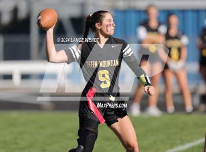 Thumbnail 3 in Green Mountain vs. Elizabeth (CHSAA 4A Second Round) photogallery.