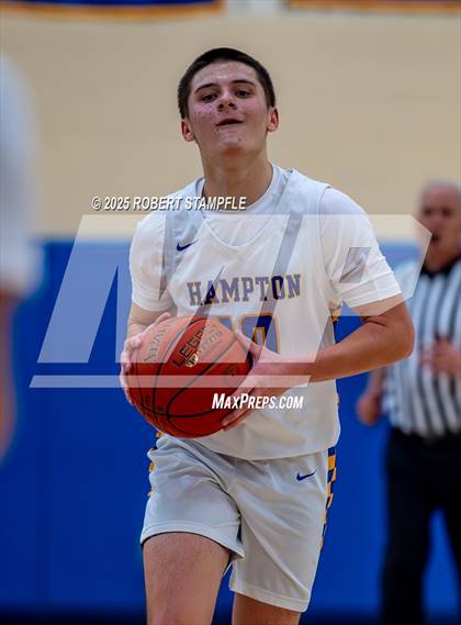 Thumbnail 1 in JV: Deer Lakes @ Hampton photogallery.