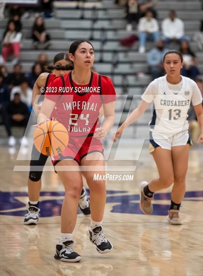 Thumbnail 3 in Imperial vs. Mater Dei Catholic (CIF SDS D1 Championship) photogallery.