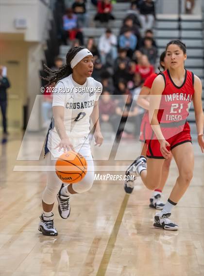 Thumbnail 2 in Imperial vs. Mater Dei Catholic (CIF SDS D1 Championship) photogallery.