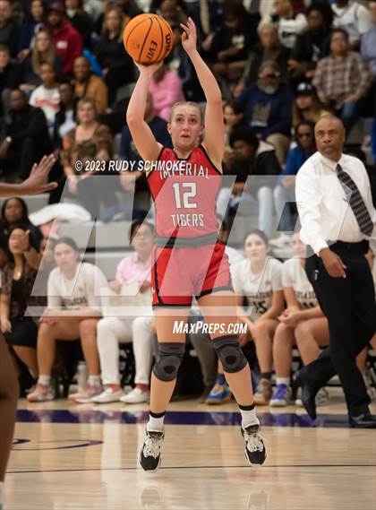 Thumbnail 3 in Imperial vs. Mater Dei Catholic (CIF SDS D1 Championship) photogallery.