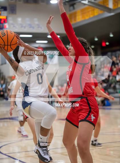 Thumbnail 3 in Imperial vs. Mater Dei Catholic (CIF SDS D1 Championship) photogallery.