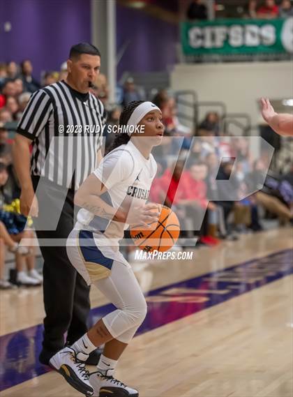 Thumbnail 1 in Imperial vs. Mater Dei Catholic (CIF SDS D1 Championship) photogallery.