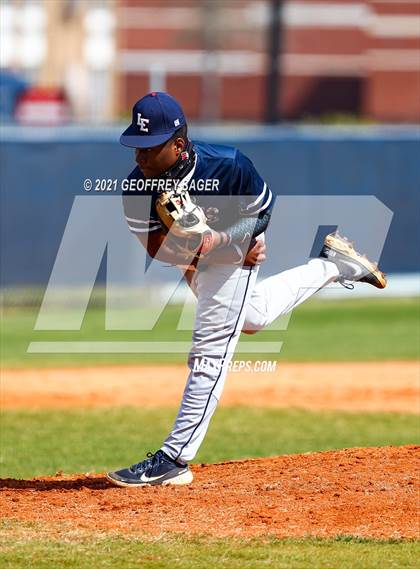 Thumbnail 1 in Hartsville @ Lugoff-Elgin photogallery.