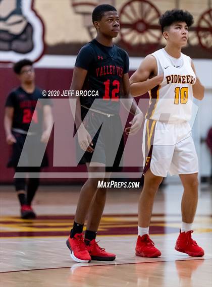 Thumbnail 1 in Valley View @ Simi Valley (CIF SS D3A Playoff 2nd Round) photogallery.