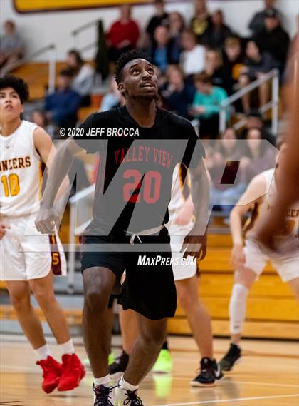 Thumbnail 3 in Valley View @ Simi Valley (CIF SS D3A Playoff 2nd Round) photogallery.