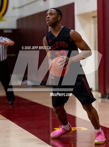 Thumbnail 1 in Valley View @ Simi Valley (CIF SS D3A Playoff 2nd Round) photogallery.