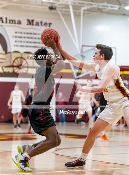 Thumbnail 1 in Valley View @ Simi Valley (CIF SS D3A Playoff 2nd Round) photogallery.