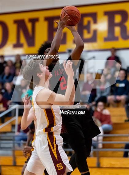 Thumbnail 2 in Valley View @ Simi Valley (CIF SS D3A Playoff 2nd Round) photogallery.