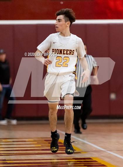 Thumbnail 1 in Valley View @ Simi Valley (CIF SS D3A Playoff 2nd Round) photogallery.