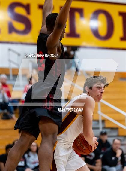 Thumbnail 1 in Valley View @ Simi Valley (CIF SS D3A Playoff 2nd Round) photogallery.