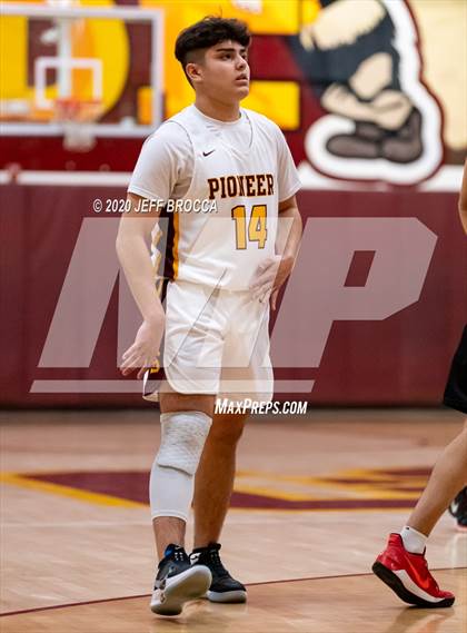 Thumbnail 2 in Valley View @ Simi Valley (CIF SS D3A Playoff 2nd Round) photogallery.