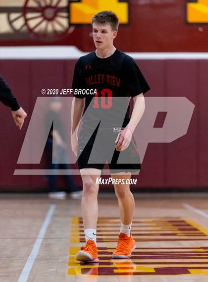 Thumbnail 1 in Valley View @ Simi Valley (CIF SS D3A Playoff 2nd Round) photogallery.