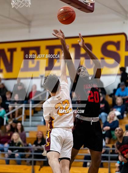 Thumbnail 1 in Valley View @ Simi Valley (CIF SS D3A Playoff 2nd Round) photogallery.