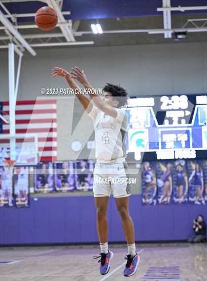 Thumbnail 2 in Skyline @ Woodinville (4A District Playoff) photogallery.