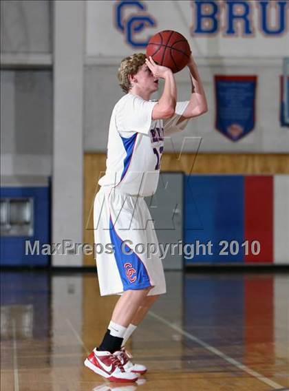 Thumbnail 3 in Arapahoe @ Cherry Creek (Creek Holiday Classic) photogallery.