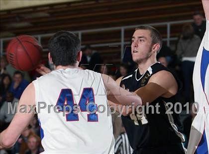 Thumbnail 1 in Arapahoe @ Cherry Creek (Creek Holiday Classic) photogallery.
