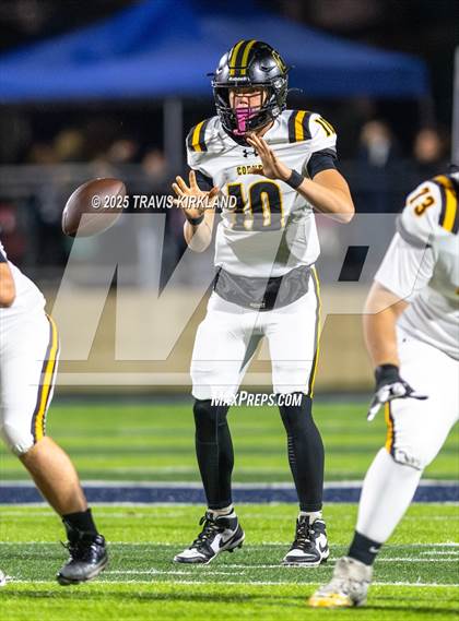 Thumbnail 1 in Moody vs. Corner (AHSAA 5A Round 1) photogallery.