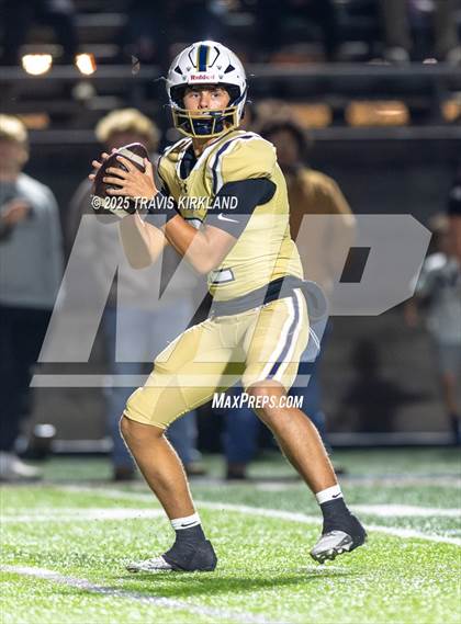 Thumbnail 3 in Moody vs. Corner (AHSAA 5A Round 1) photogallery.