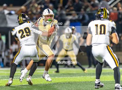 Thumbnail 1 in Moody vs. Corner (AHSAA 5A Round 1) photogallery.