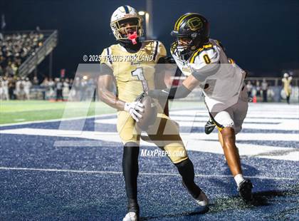 Thumbnail 1 in Moody vs. Corner (AHSAA 5A Round 1) photogallery.