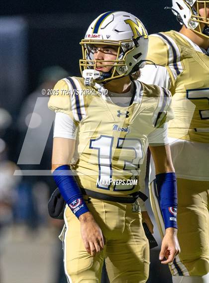 Thumbnail 2 in Moody vs. Corner (AHSAA 5A Round 1) photogallery.