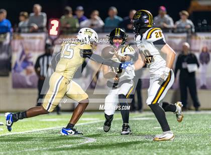 Thumbnail 1 in Moody vs. Corner (AHSAA 5A Round 1) photogallery.