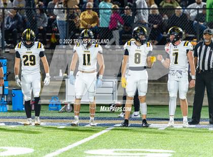 Thumbnail 1 in Moody vs. Corner (AHSAA 5A Round 1) photogallery.