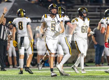 Thumbnail 2 in Moody vs. Corner (AHSAA 5A Round 1) photogallery.