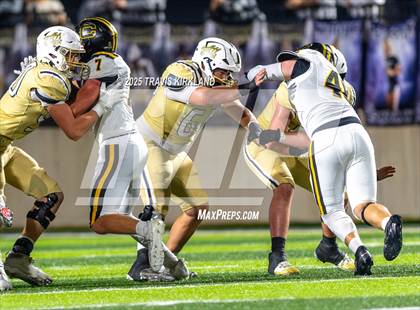 Thumbnail 3 in Moody vs. Corner (AHSAA 5A Round 1) photogallery.