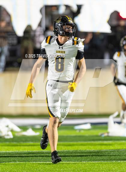 Thumbnail 1 in Moody vs. Corner (AHSAA 5A Round 1) photogallery.