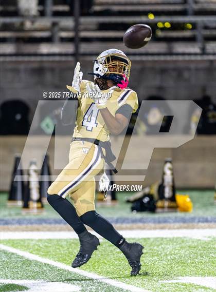 Thumbnail 1 in Moody vs. Corner (AHSAA 5A Round 1) photogallery.